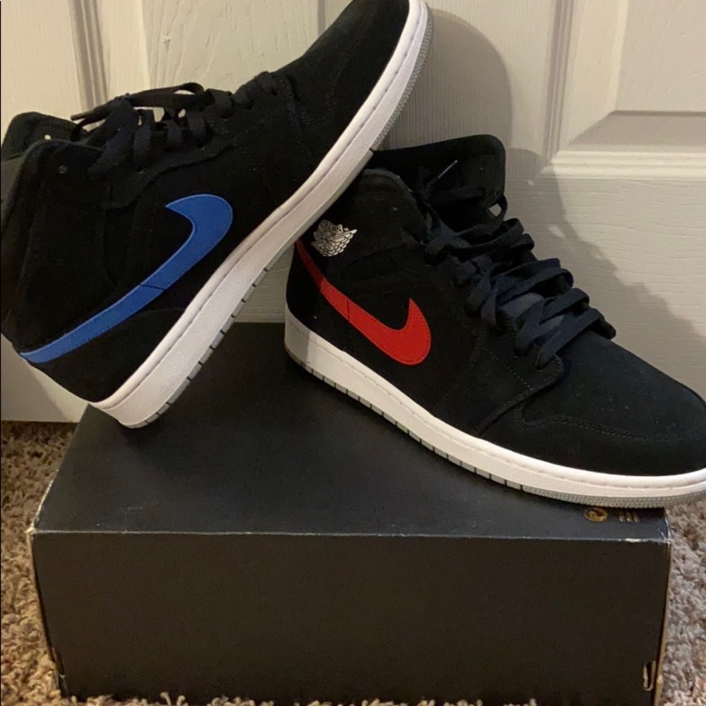 Air Jordan 1 Mid